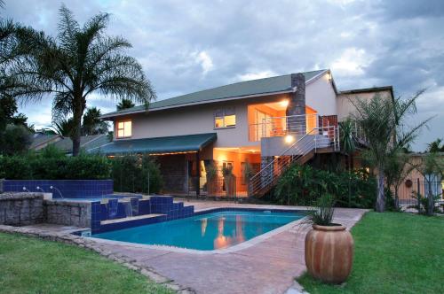 Country Park Guest House Muldersdrift — 4-Star Luxury Hotel in Johannesburg, South Africa