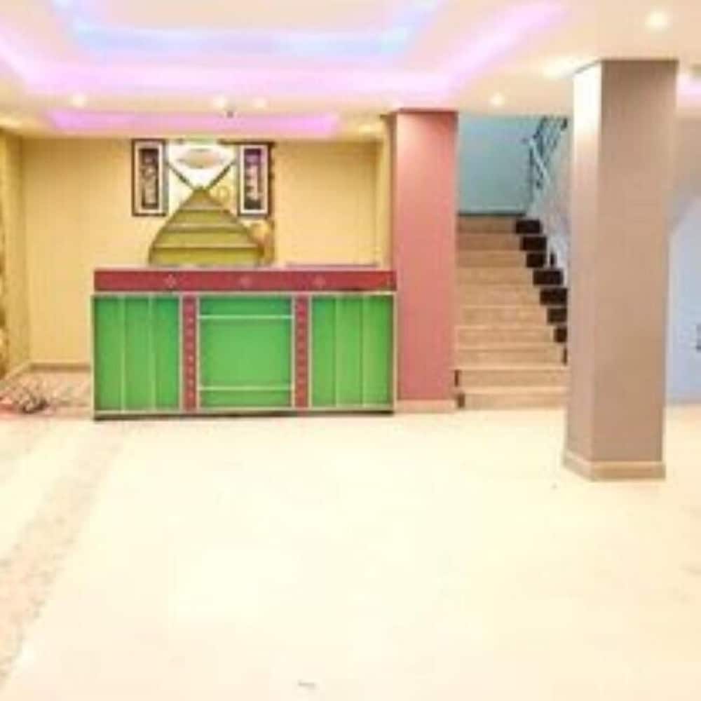 Iconic Hotel & Restaurant in Baffa, Pakistan