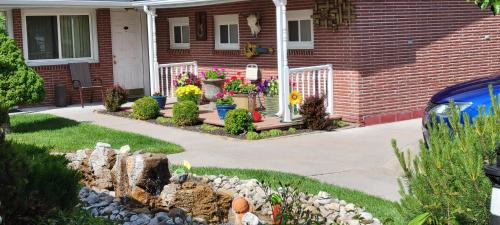 Husker Inn - photo 23