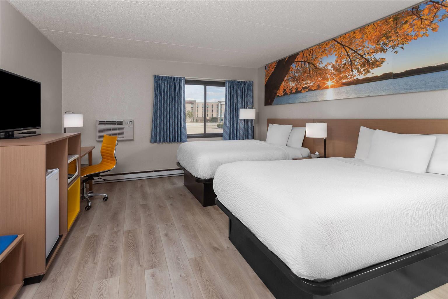 Days Inn by Wyndham Mason City - photo 26