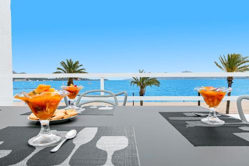 Apartment Sirella 2 — 4-Star Luxury Hotel in Pollenca, Spain