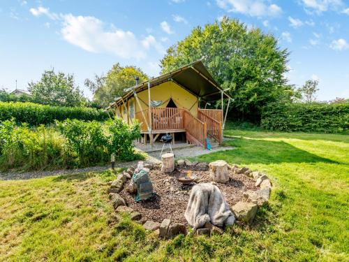 The Foxes Den Uk45295 in Harrogate, United Kingdom