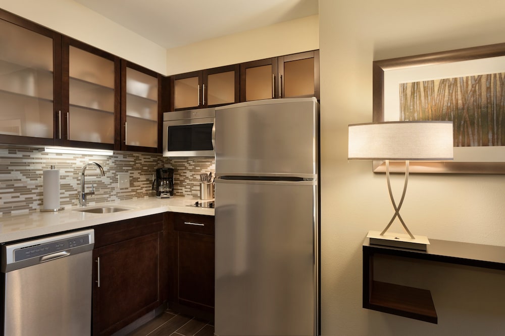 Staybridge Suites Midland by IHG - photo 12