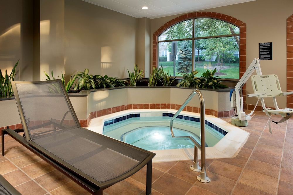 Embassy Suites by Hilton Dulles Airport - photo 31