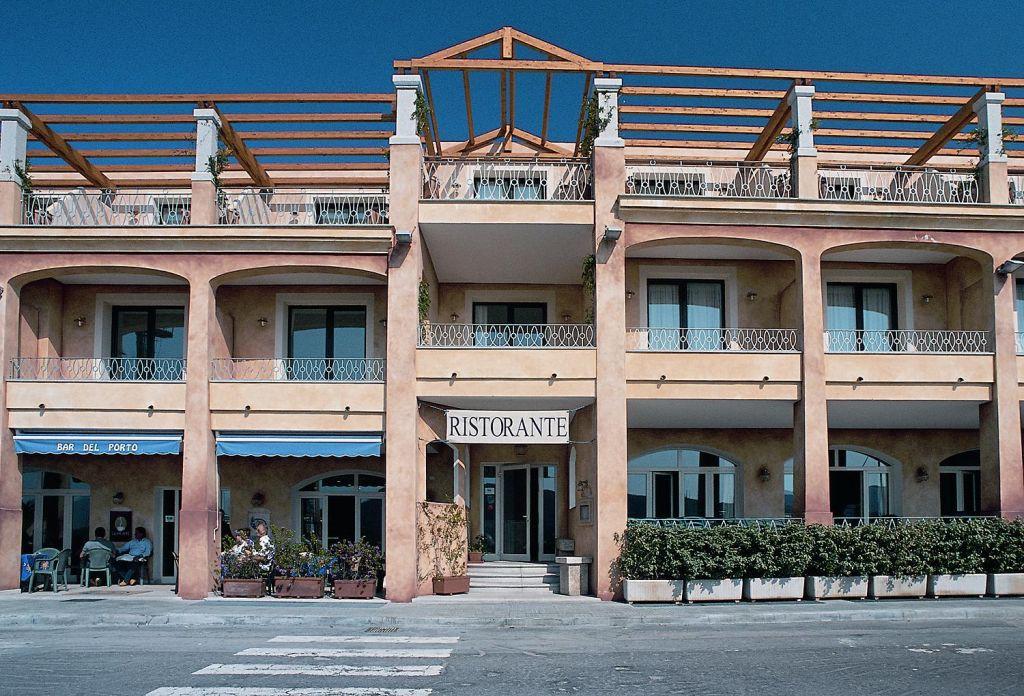 Hotel del Porto in Cannigione, Italy