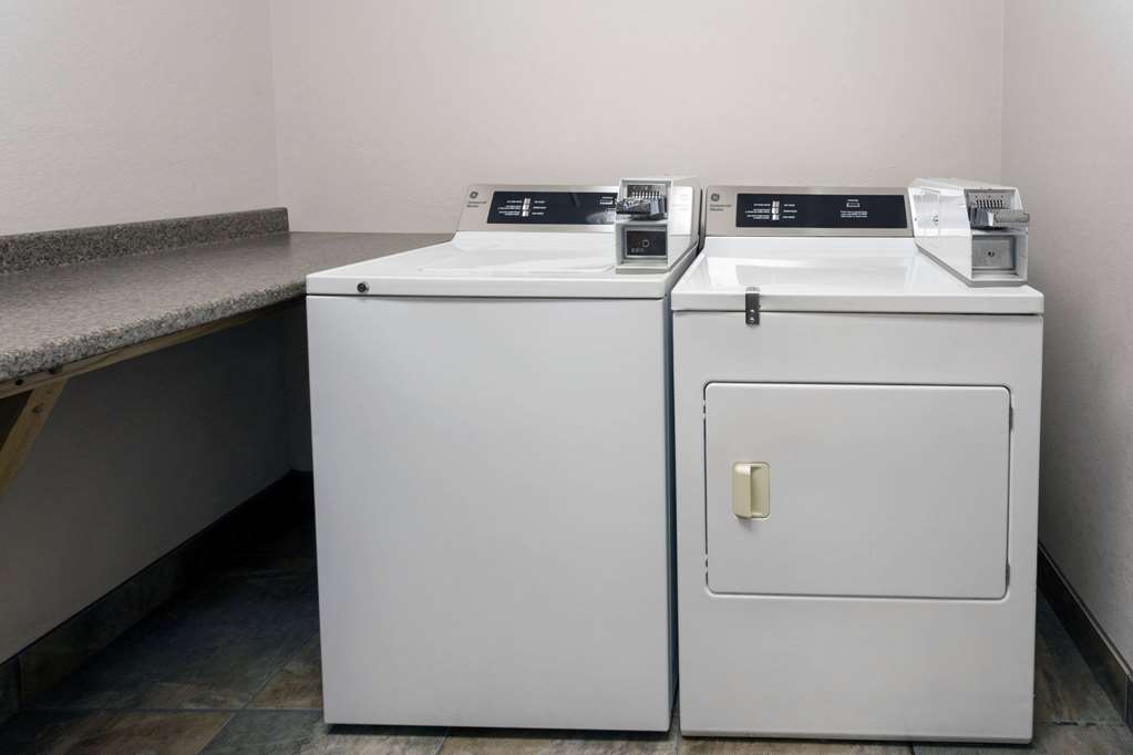 Super 8 by Wyndham Madison South - photo 24