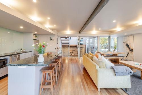 Lorne Luxury — Lorne — photo 2