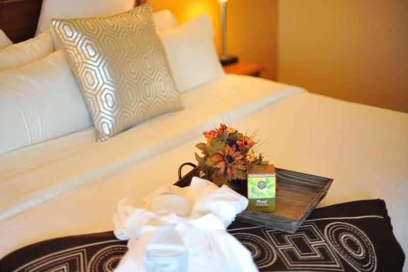 Hotel Xola Trademark Collection By Wyndham — Moreno Valley