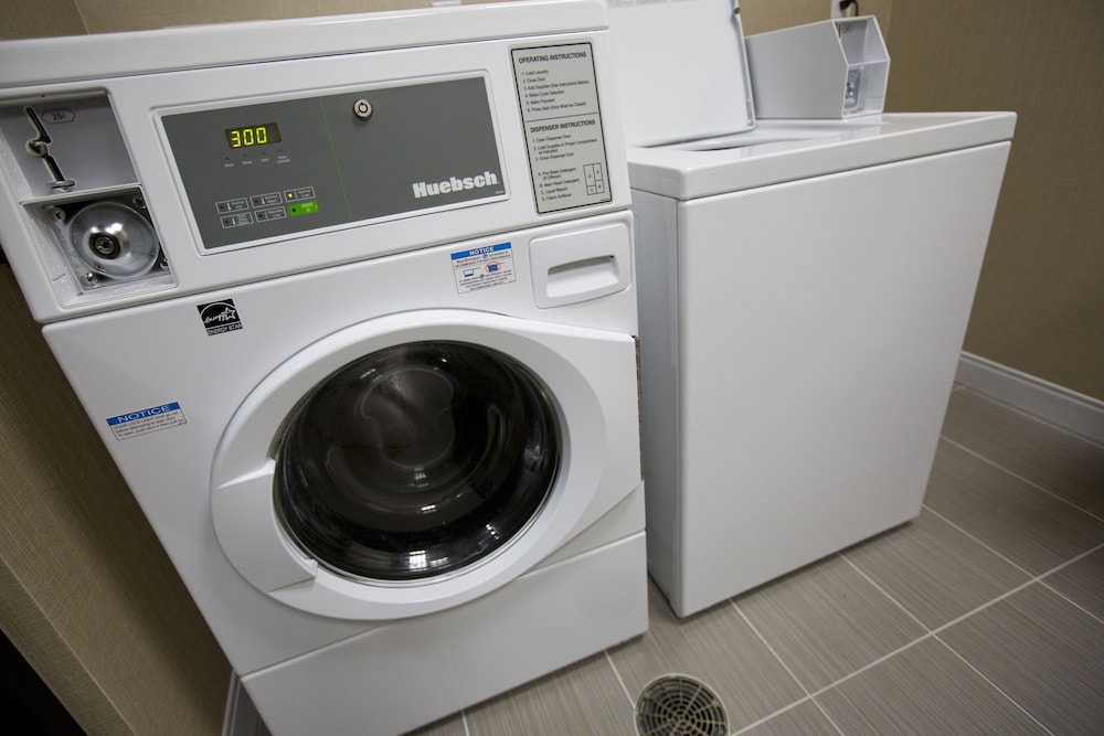 Hampton Inn Blue Ash Cincinnati - photo 43