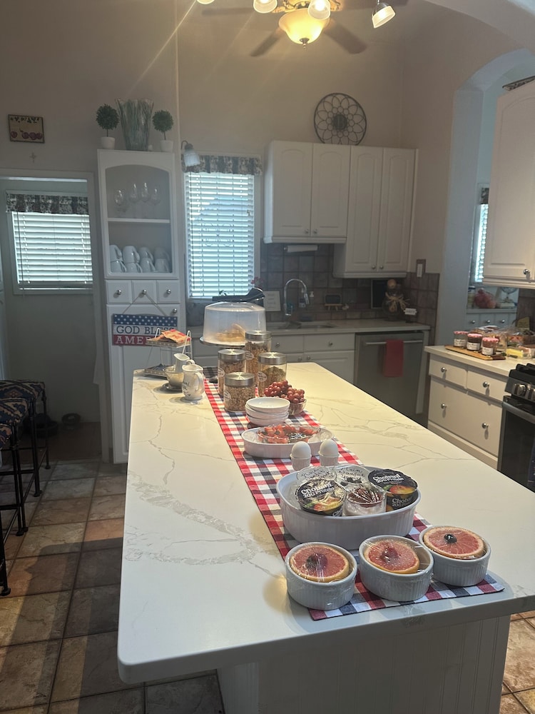 The Blenman House Inn - photo 46