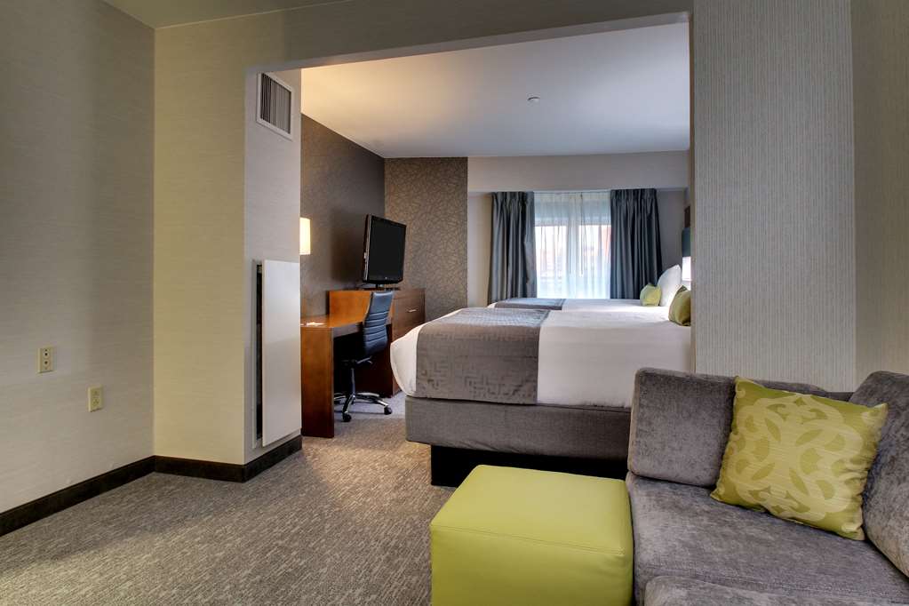 Best Western Plus Boston Hotel - photo 12