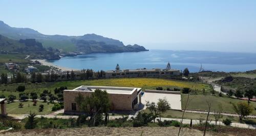 Zefyros Studios - carbon neutral hotel in Agios Vasileios