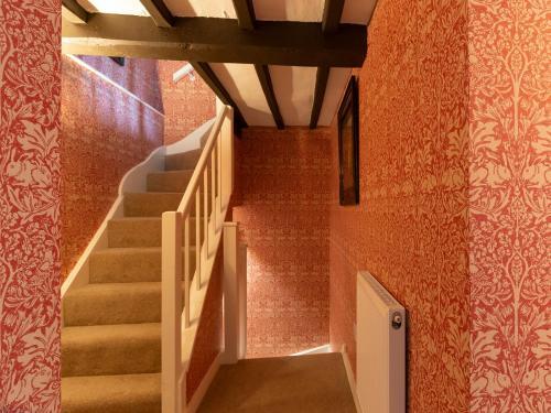 14 Vineyard Street — Winchcombe — photo 5
