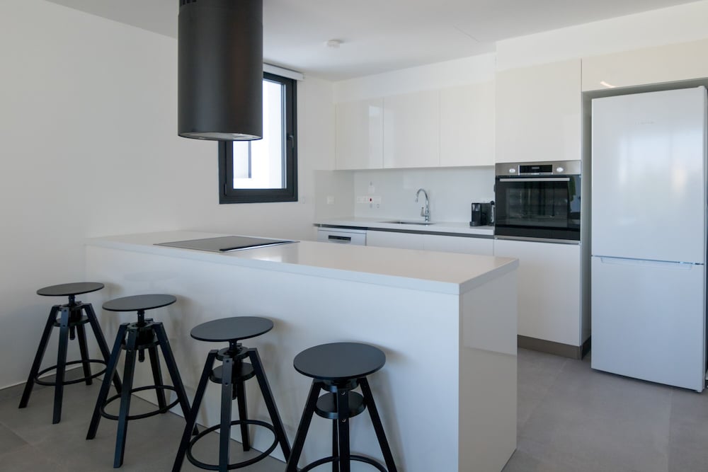 Phaedrus Living: White Hills Suites Panoramic View — 4-Star Luxury Hotel in Nicosia, Cyprus