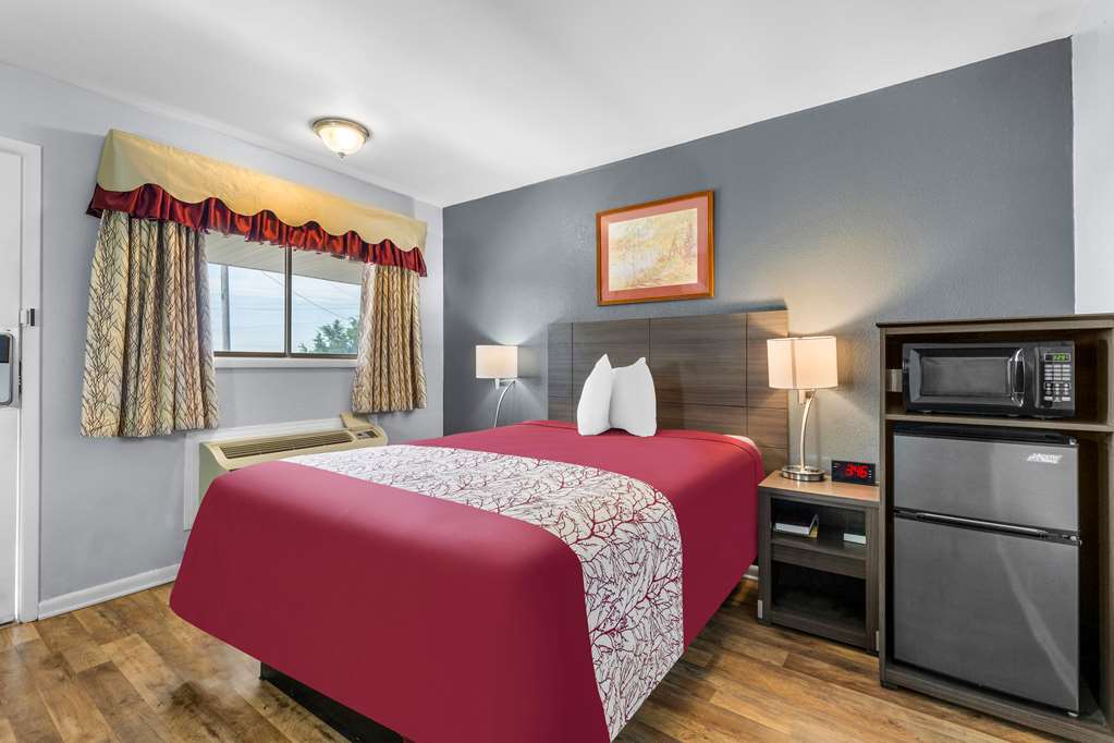 Americas Best Value Inn Belleville - photo 13