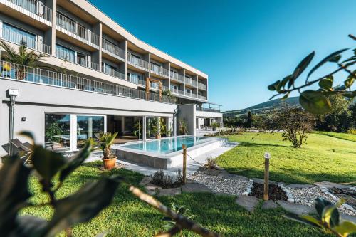 Landhotel Prielbauer — hotel in Zell Am Moos