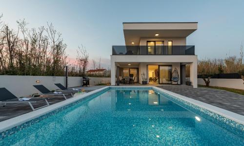 Villa Merci ZadarVillas — 4-Star Luxury Hotel in Privlaka, Croatia