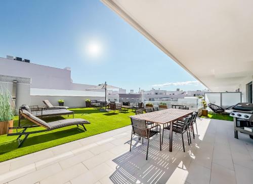 Jardines De Guadaiza Stunning Views Terrace Bbq — Marbella