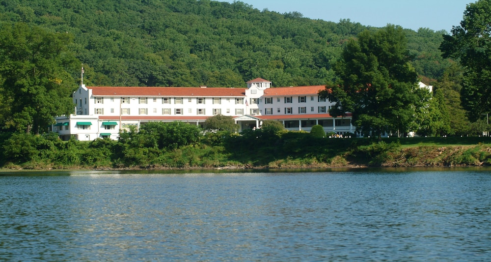 The Shawnee Inn and Golf Resort - photo 103