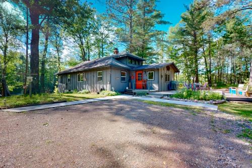 The River House — 4-Star Luxury Hotel in None, United States