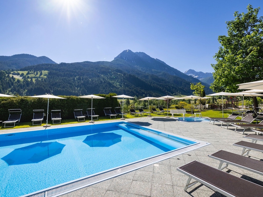 Apartment in Kleinarl Near Ski Slopes — 4-Star Luxury Hotel in Kleinarl, Austria