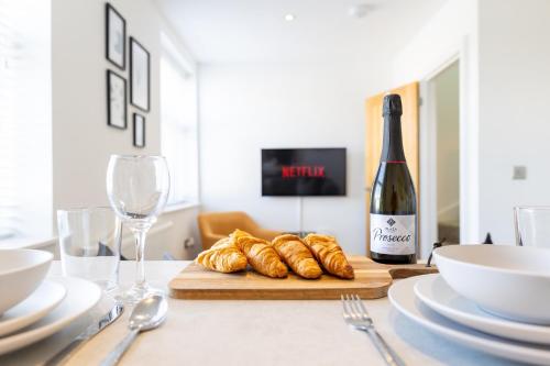Boutique City Centre Apartments — 4-Star Luxury Hotel in Cardiff, United Kingdom