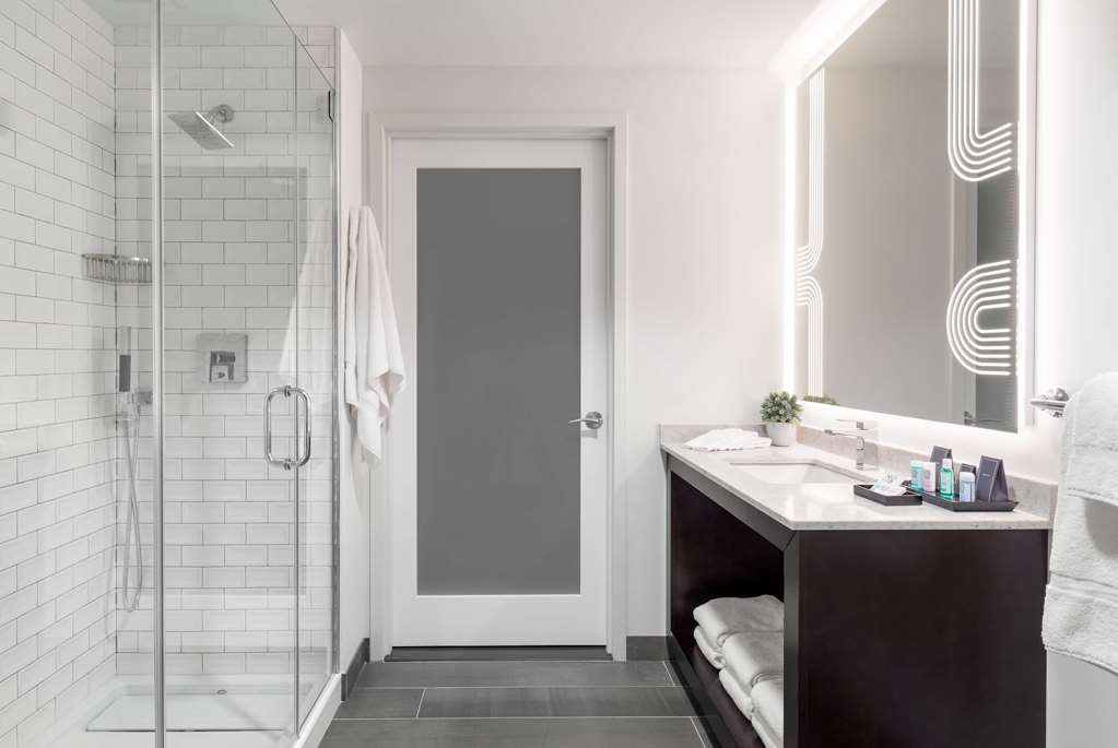 TRYP by Wyndham Newark Downtown - photo 12