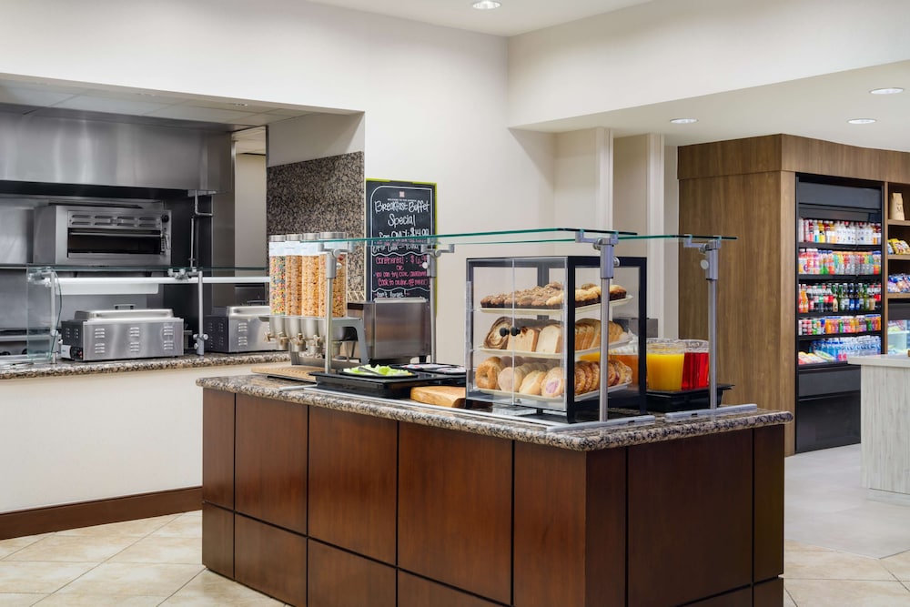 Hilton Garden Inn El Paso Airport - photo 21