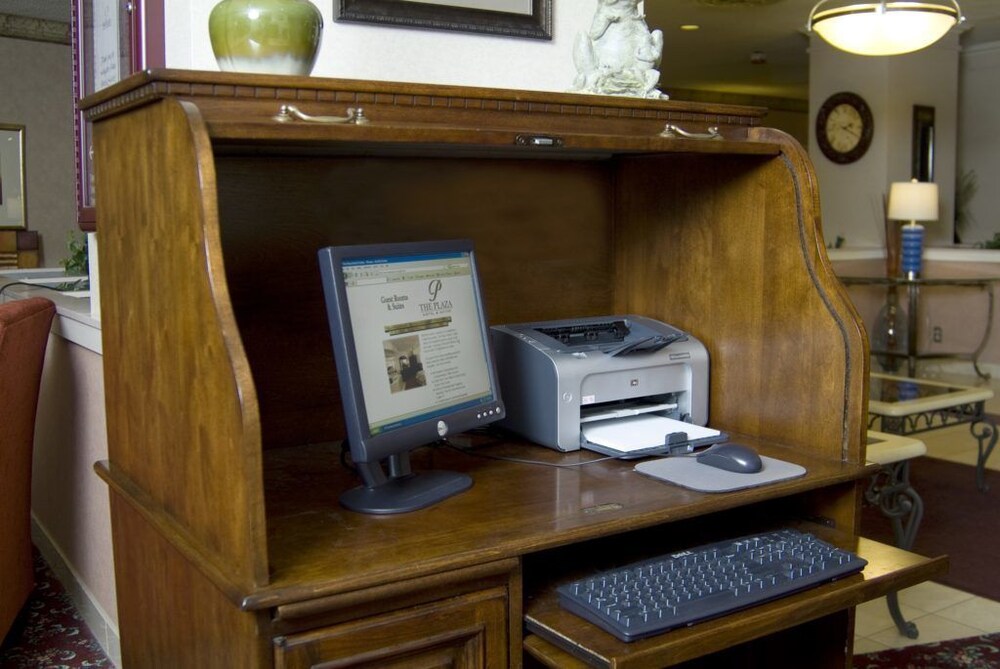 Best Western Plus Wausau Tower Inn - photo 10