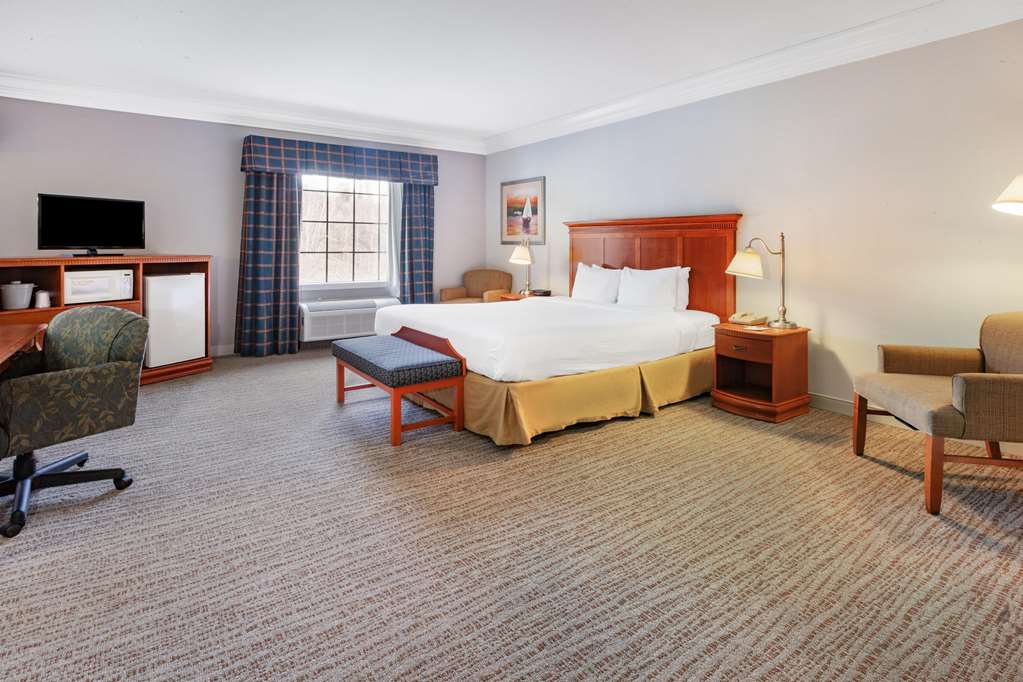 Days Inn by Wyndham Altavista - photo 29