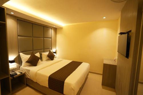 Hotel Boston - last minute hotel in Mumbai