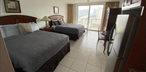 Ramada Marco Polo Beach - photo 15