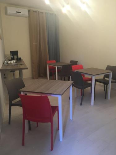 B And B Nnavigna 7043207 — Viagrande