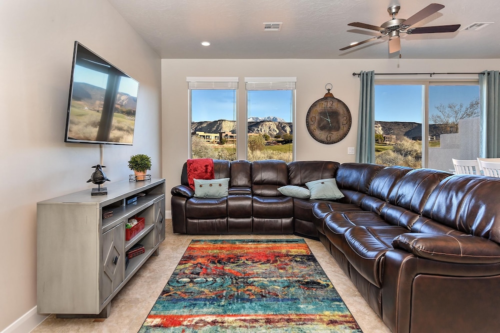 Fairway Oasis — 4-Star Luxury Hotel in Saint George, United States
