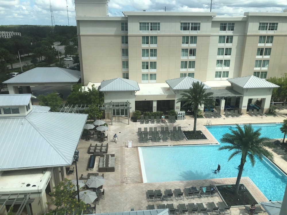 TownePlace Suites Orlando at FLAMINGO CROSSINGS Town Center Western Entrance - photo 64