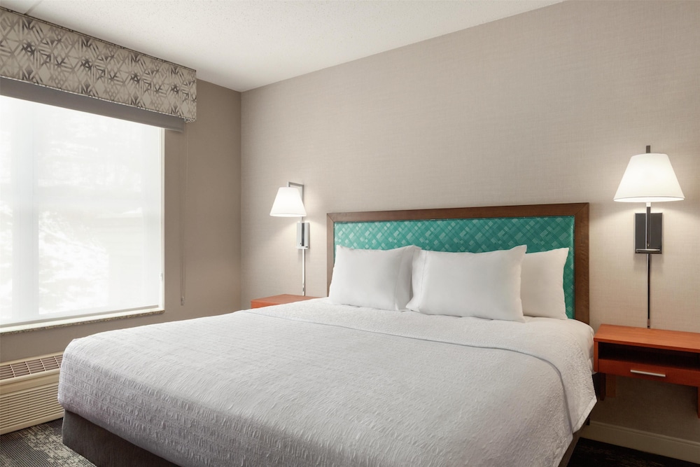 Hampton Inn Deadwood at Tin Lizzie Gaming Resort - photo 16