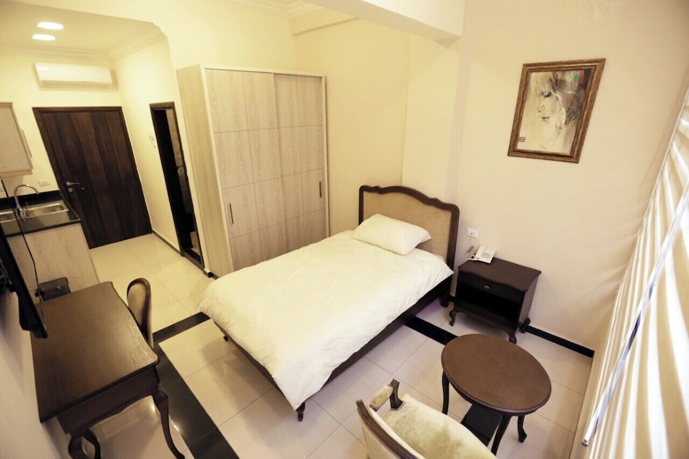 Taj Suites Modern - last minute hotel in Beirut