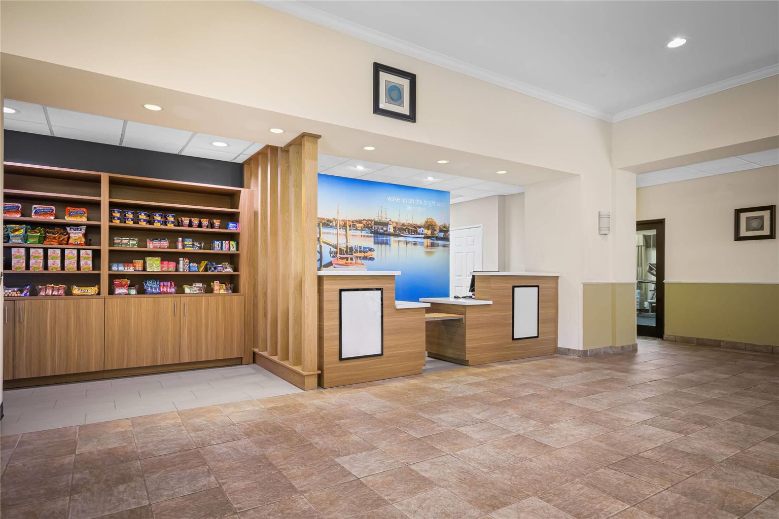 La Quinta Inn & Suites by Wyndham Stonington Mystic Area - photo 42