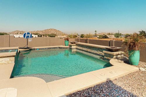 Estrella Mountain Masterpiece - carbon neutral hotel in Goodyear