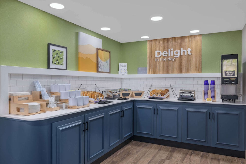 Spark by Hilton Fredericksburg Southpoint - photo 20