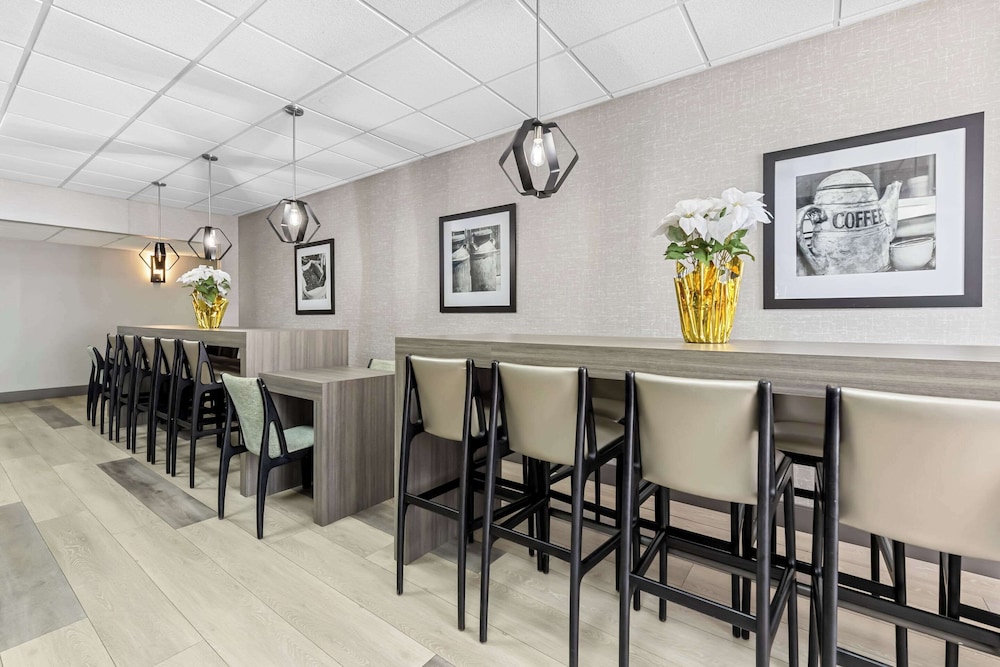 Clarion Pointe Franklin Nashville Area - photo 40