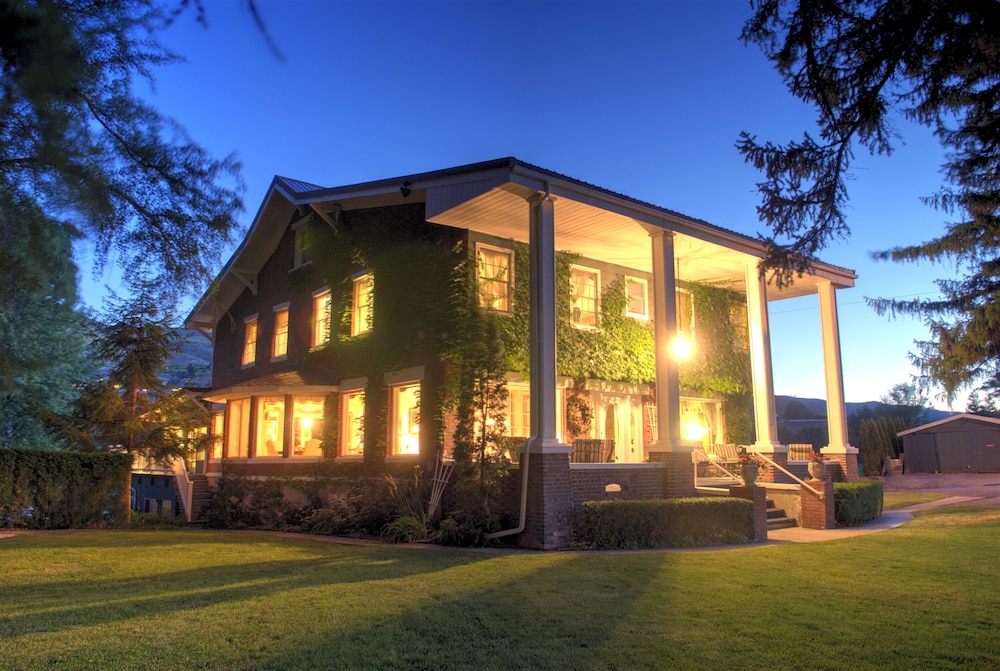 Warm Springs Inn & Winery — hotel in Wenatchee