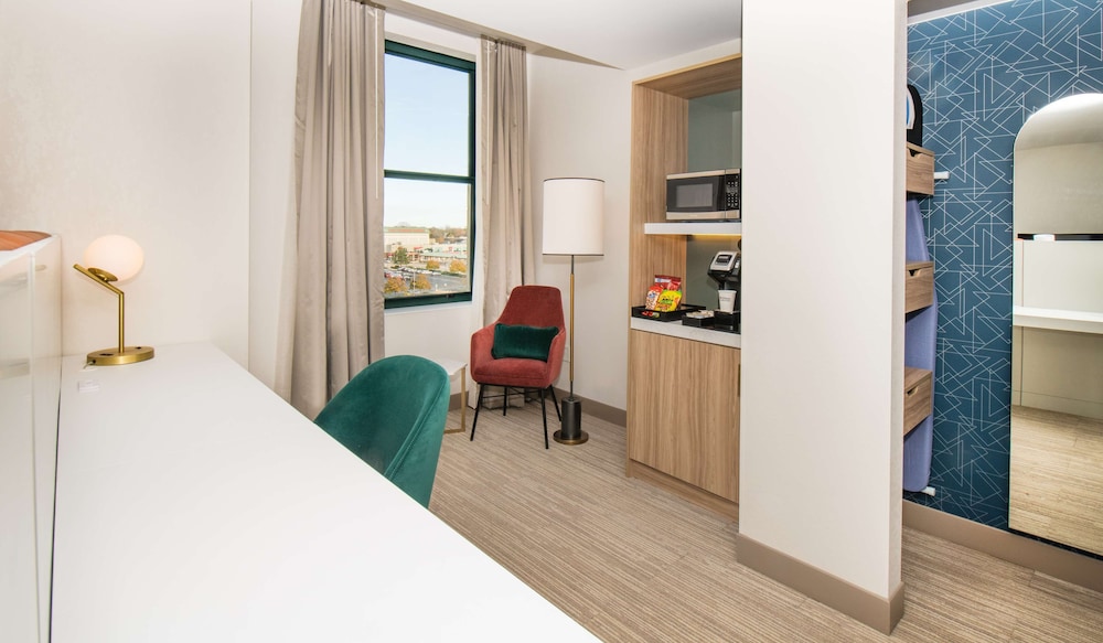 Hilton Garden Inn Flint Downtown - photo 9