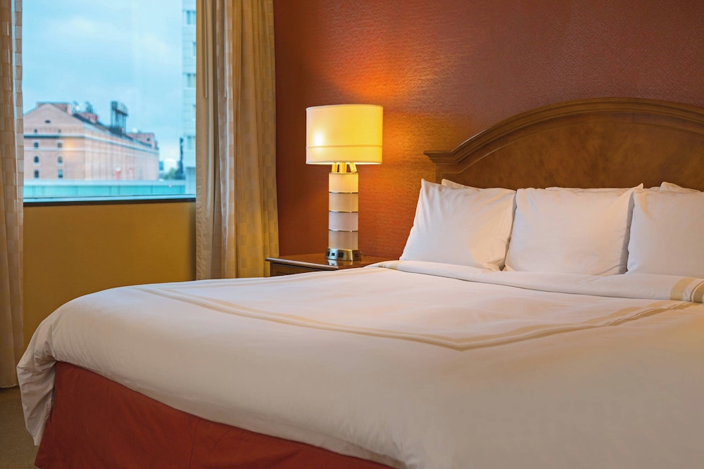 Baltimore Marriott Inner Harbor at Camden Yards - photo 6