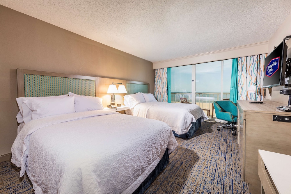 Hampton Inn Virginia Beach Oceanfront North - photo 16