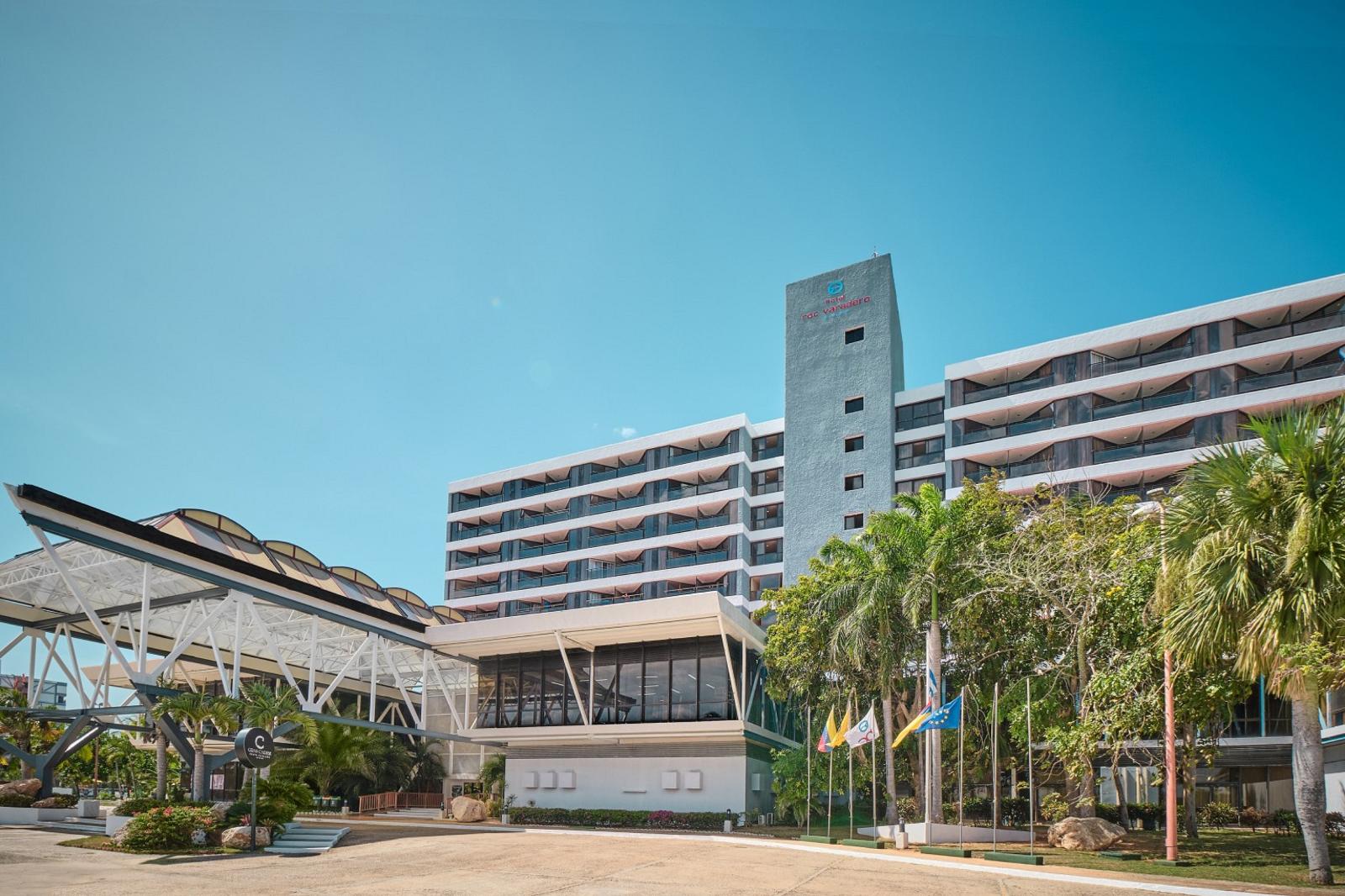 Gran Caribe Puntarena Beach Fun & Gran Caribe Salsa Club Playa Caleta in Varadero, Cuba