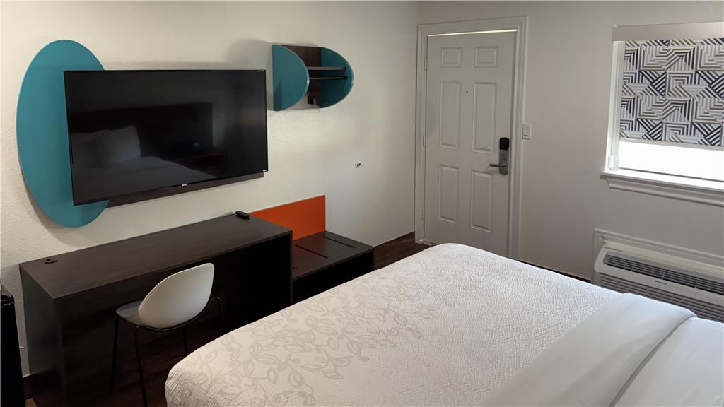 Beachcomber Inn - photo 8