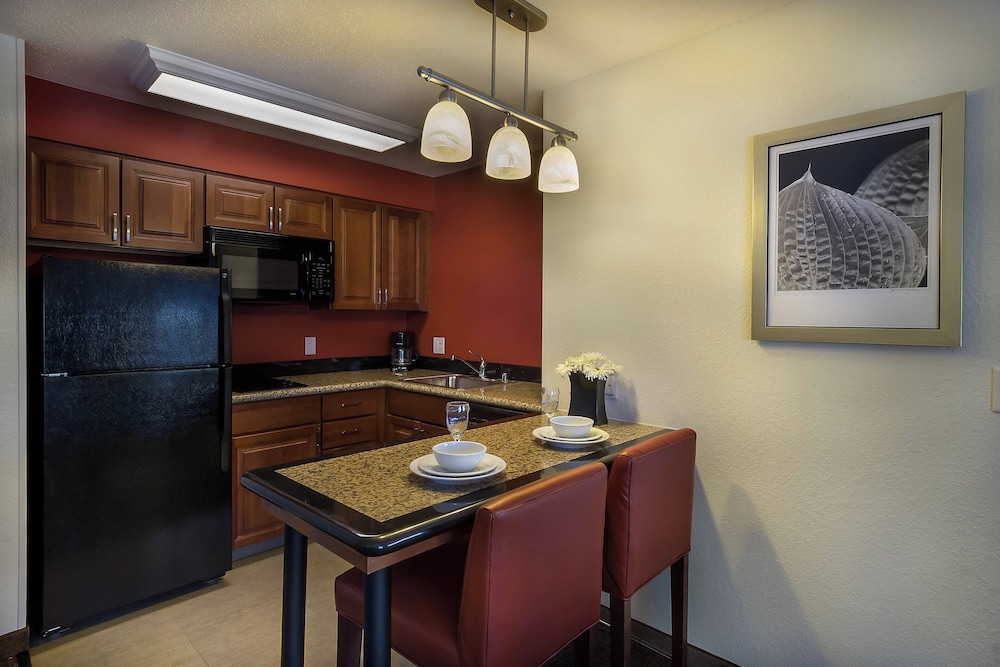 Residence Inn by Marriott Madison West Middleton - photo 24