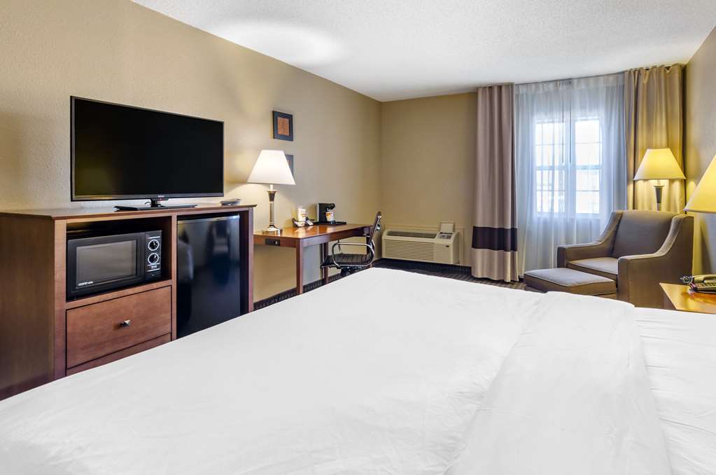 Comfort Inn & Suites Raphine Lexington near I 81 and I 64 - featured photo