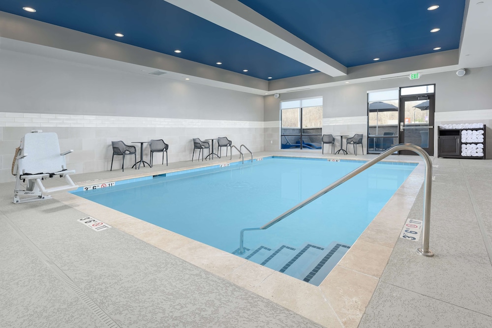 Hampton Inn Ashland City TN - photo 15